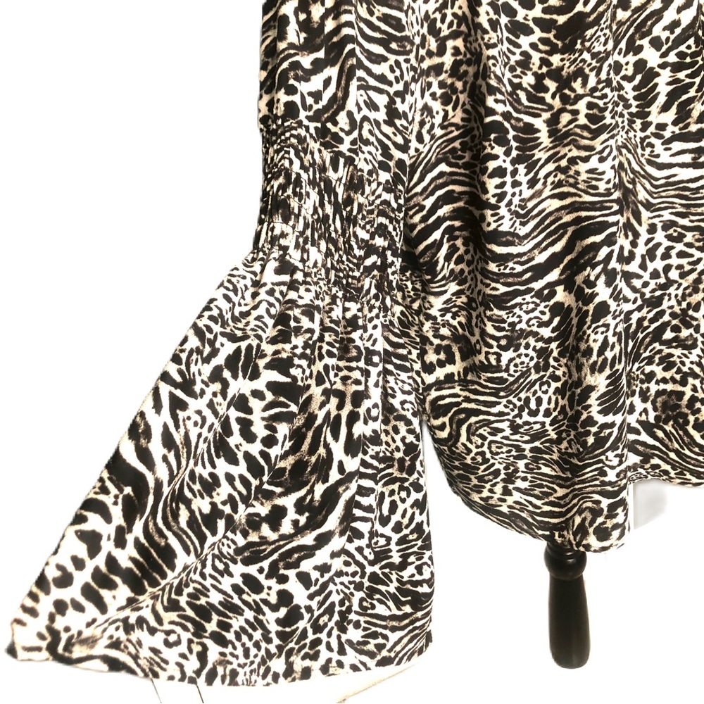 MICHAEL Michael Kors Animal Print Pattern Long Bell Sleeve Blouse/Tunic Sz 3X - Picture 6 of 15